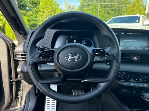 Used 2026 Hyundai Elantra SEL Sport Premium FWD image 22