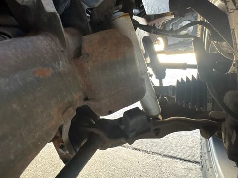 Used 2001 Ford F150 XLT AWD/4WD image 12