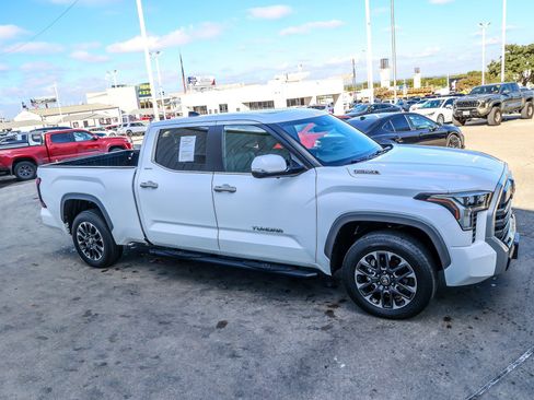 Used 2025 Toyota Tundra Limited image 6