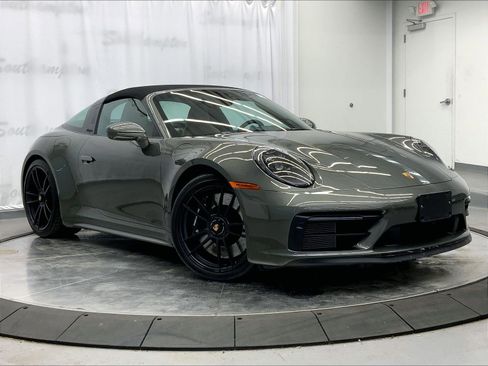 Certified 2023 Porsche 911 Targa 4 GTS AWD/4WD image 9