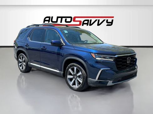 Used 2024 Honda Pilot Elite image 1