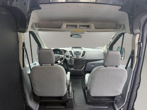 Used 2019 Ford Transit 250 148 Medium Roof image 33