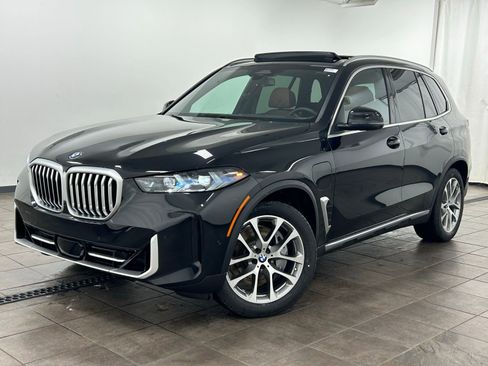 Used 2026 BMW X5 xDrive50e w/ Climate Comfort Package image 1