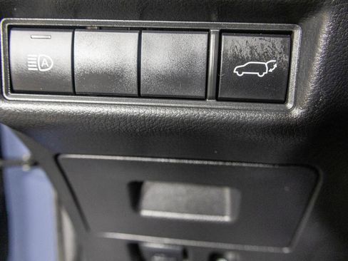 Used 2024 Toyota Grand Highlander XLE image 32