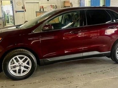 Certified 2023 Ford Edge SEL w/ Convenience Package image 3