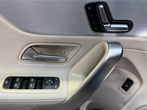 Used 2021 Mercedes-Benz A 220 A 220 image 15