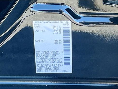 Used 2025 Nissan Altima 2.5 S FWD image 29