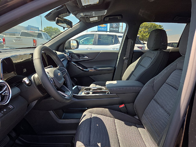 New 2027 Chevrolet Equinox LT w/ LPO, Floor Liner Package FWD image 11