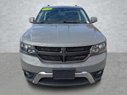 Used 2020 Dodge Journey Crossroad image 3