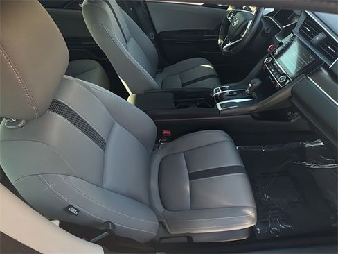 Certified 2019 Honda Civic EX image 27