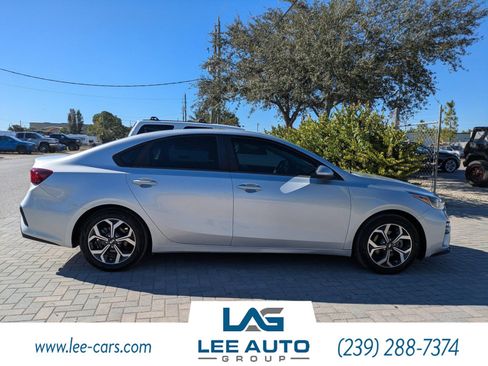 Used 2020 Kia Forte LXS image 2