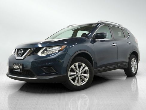 Used 2016 Nissan Rogue SV w/ SV Premium Package AWD/4WD image 1