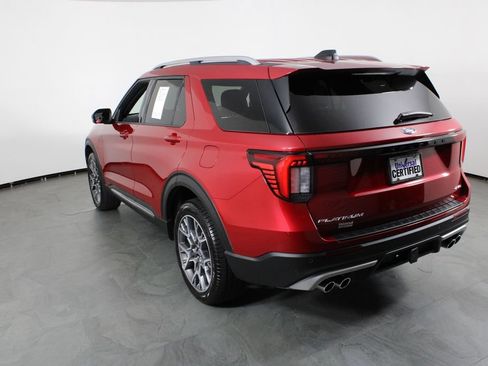Used 2025 Ford Explorer Platinum w/ Ultimate Package AWD/4WD image 16