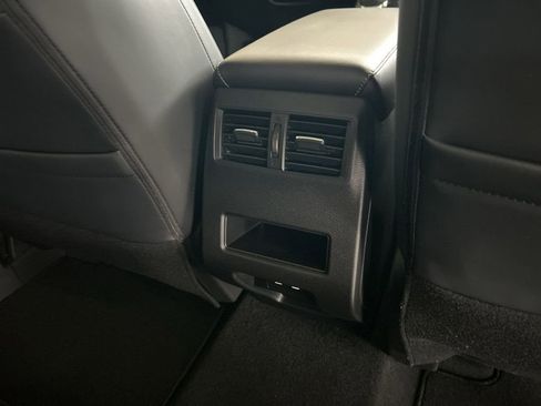 New 2026 Mitsubishi Outlander SE image 28