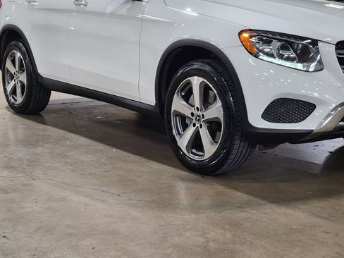 Used 2019 Mercedes-Benz GLC 300 image 16