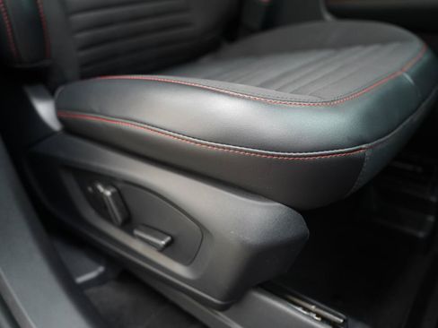 Used 2026 Ford Explorer ST-Line w/ ST-Line Street Pack RWD image 31