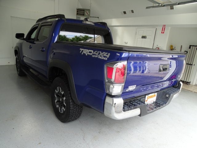 Used 2023 Toyota Tacoma TRD Off-Road AWD/4WD image 19