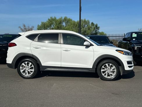 Used 2019 Hyundai Tucson Value w/ Cargo Package FWD image 2