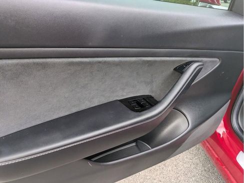 Used 2018 Tesla Model 3 Mid Range image 14