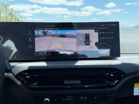 New 2026 BMW 330i Sedan w/ Premium Package RWD image 28