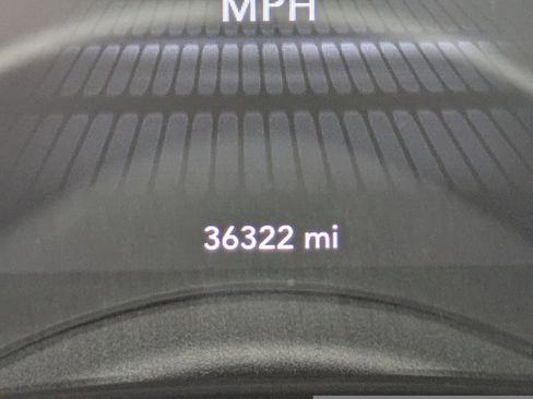 Used 2019 Dodge Challenger R/T w/ Blacktop Package image 30