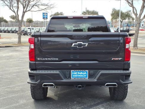 Used 2022 Chevrolet Silverado 1500 RST w/ Z71 Off-Road Package image 8