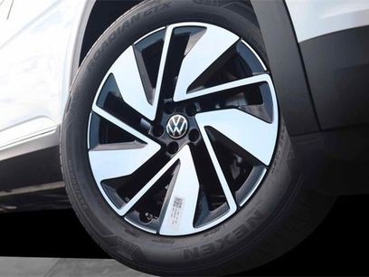 New 2026 Volkswagen Atlas SEL