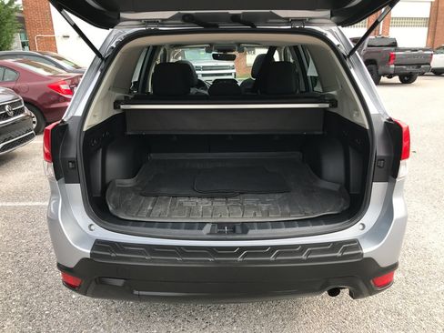 Used 2020 Subaru Forester Premium AWD/4WD image 27