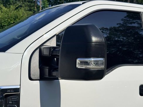 Used 2019 Ford F250 XL w/ Power Equipment Group RWD image 13