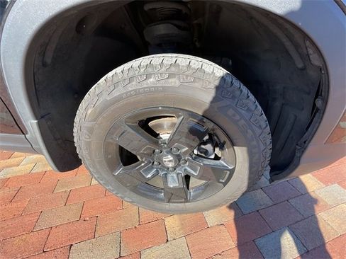 Used 2025 Honda Ridgeline Black Edition image 6