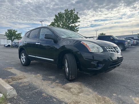 Used 2013 Nissan Rogue S w/ Special Edition Pkg FWD image 12