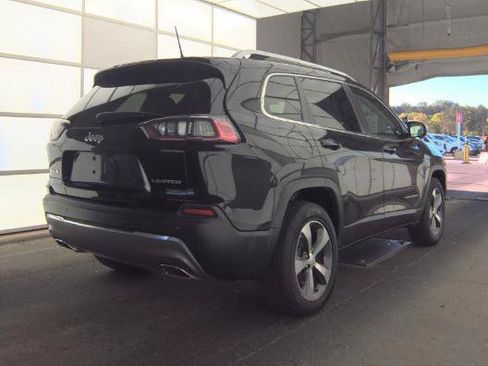 Used 2019 Jeep Cherokee Limited AWD/4WD image 2