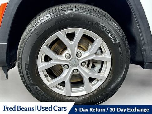 Used 2021 Jeep Grand Cherokee L Limited AWD/4WD image 39