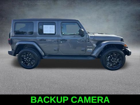 Used 2022 Jeep Wrangler Unlimited Sahara w/ Safety Group AWD/4WD image 4