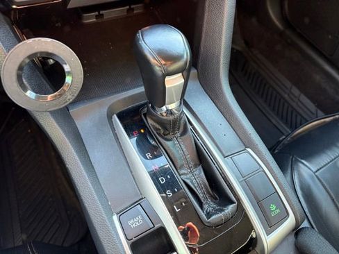 Used 2019 Honda Civic EX image 13