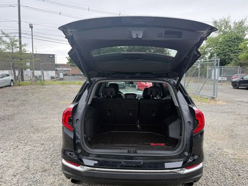 Used 2019 GMC Terrain SLT w/ Preferred Package AWD/4WD image 28