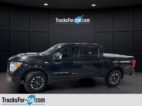 Used 2018 Nissan Titan PRO-4X image 13