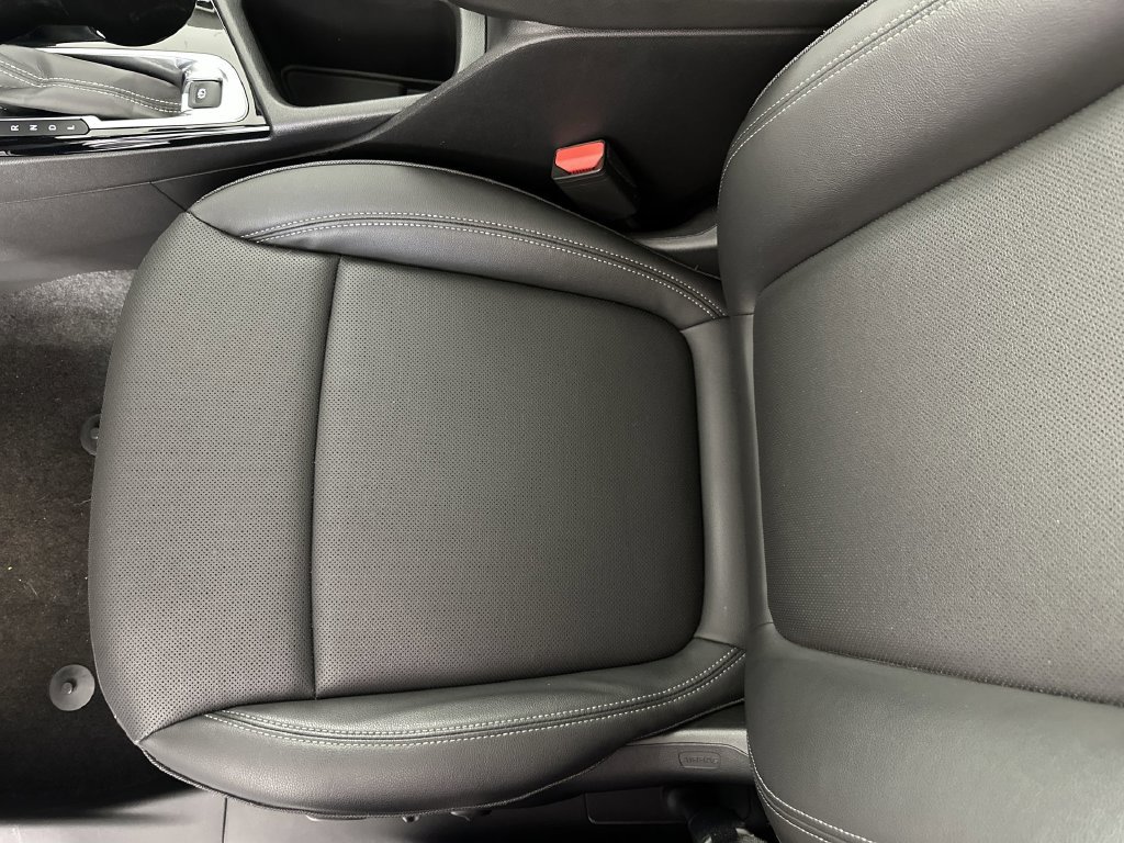 Used 2024 Buick Encore GX Sport Touring w/ Experience Buick Package AWD/4WD image 24
