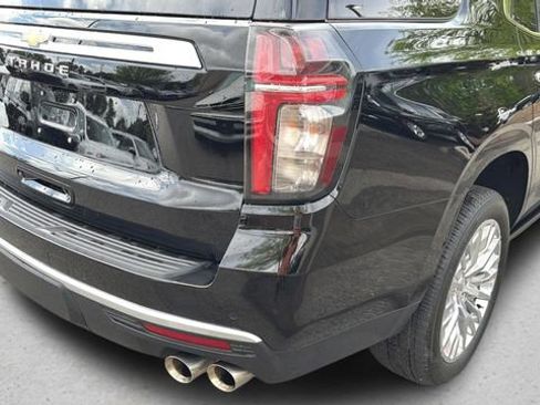 Used 2024 Chevrolet Tahoe High Country AWD/4WD image 14