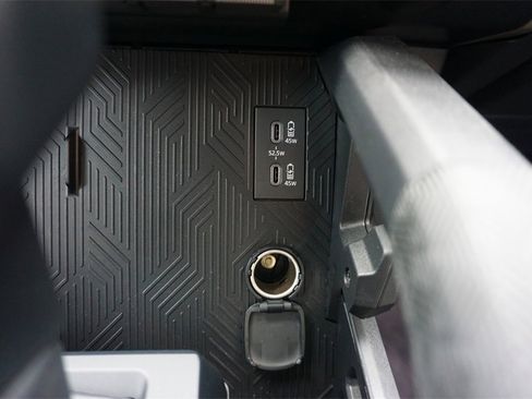 Used 2025 Toyota Tacoma SR5 image 14