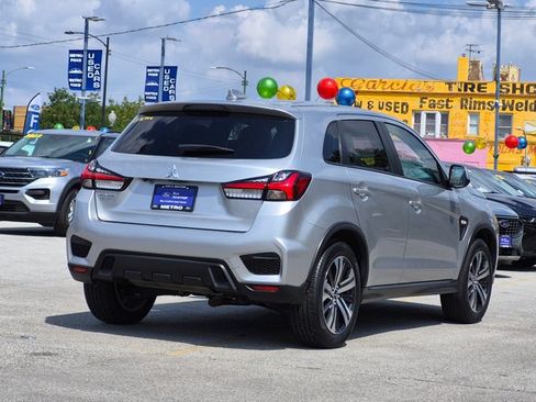 Used 2025 Mitsubishi Outlander Sport ES AWD/4WD image 4