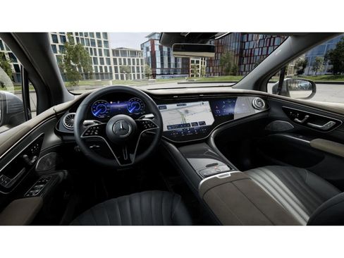 New 2026 Mercedes-Benz EQS 400 4MATIC SUV image 2