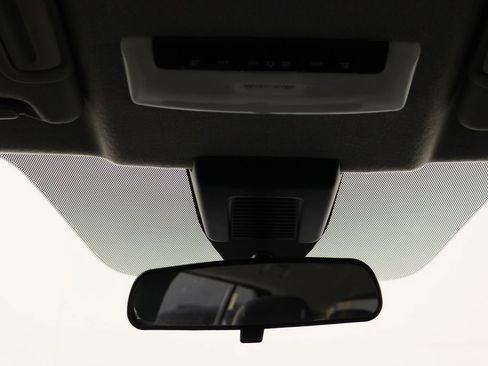 Used 2022 Nissan Kicks SR image 23