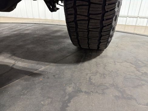 Used 2018 Chevrolet Silverado 1500 LT w/ All Star Edition image 35