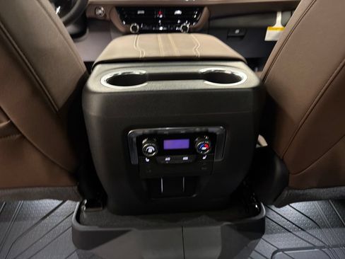 New 2026 Chevrolet Tahoe High Country w/ Sun And Tow Package RWD image 14