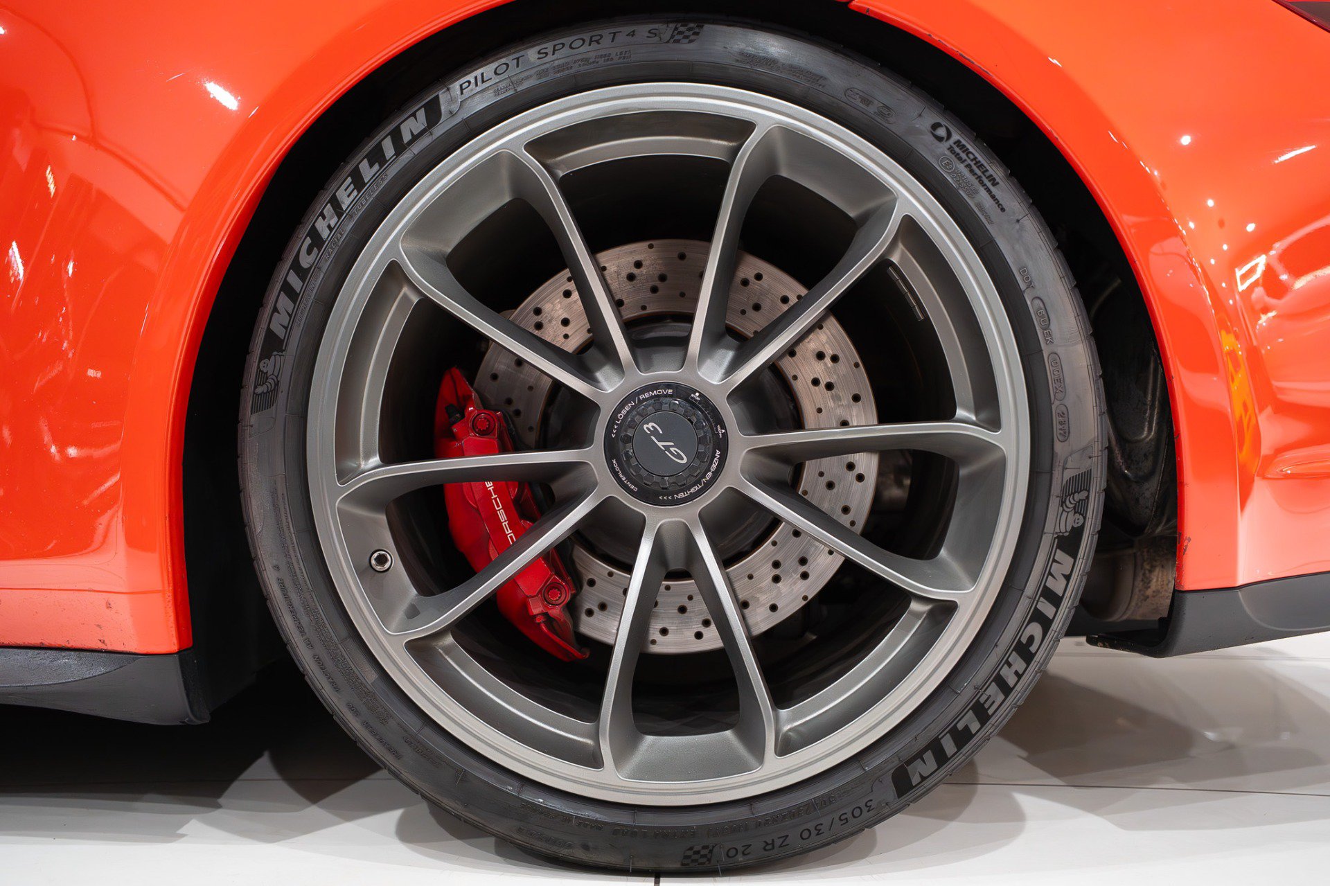 Used 2018 Porsche 911 GT3 RWD image 41