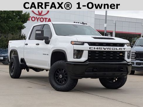 Used 2022 Chevrolet Silverado 2500 Custom w/ Custom Convenience Package AWD/4WD image 2