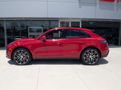 New 2025 Porsche Macan S image 2