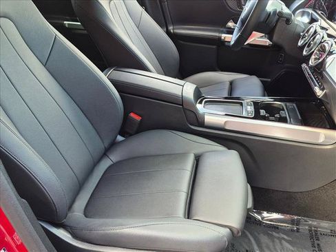 Certified 2026 Mercedes-Benz GLB 250 image 18
