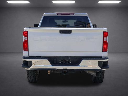 Used 2022 Chevrolet Silverado 2500 LT w/ Convenience Package AWD/4WD image 5